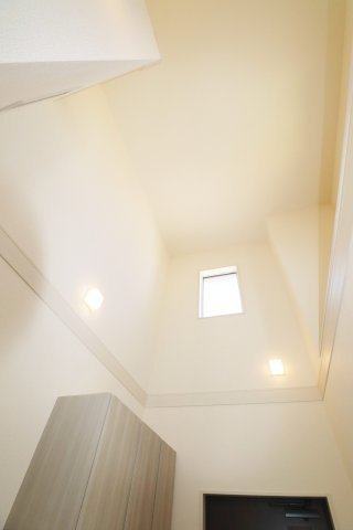 郡山市安積町南長久保1丁目　　　２号棟　　　安積３小学校、安積２中学区の内装