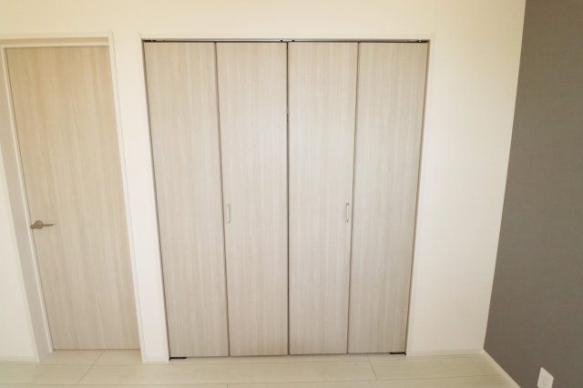 郡山市安積町南長久保1丁目　　　２号棟　　　安積３小学校、安積２中学区の収納