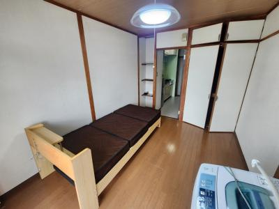 ハイライフ嵯峨の寝室|洋室