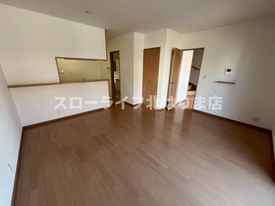 【居間・リビング】 | マハロ南山Ⅱ