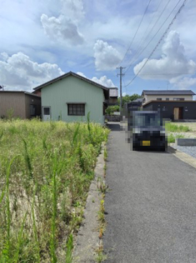 ６５７２１　羽島市江吉良町土地の前面道路含む現地写真