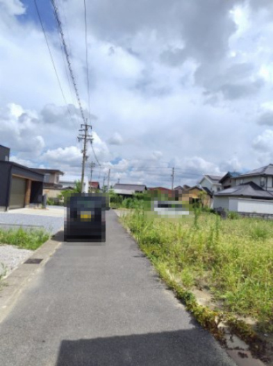 ６５７２１　羽島市江吉良町土地の前面道路含む現地写真
