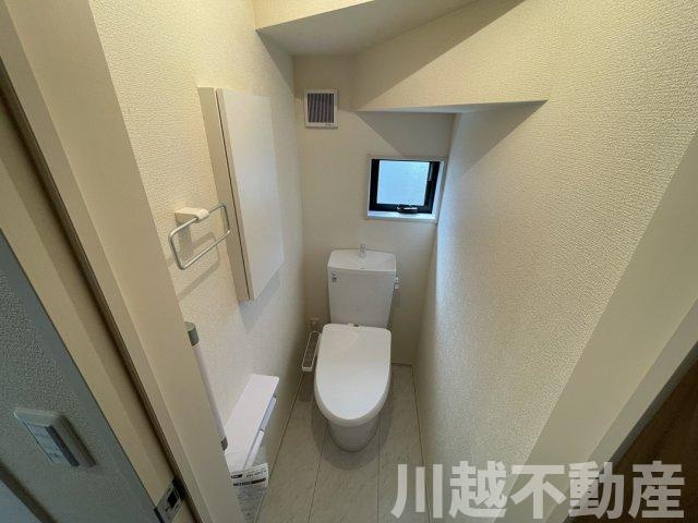 新河岸駅まで徒歩１５分　カースペース2台分のトイレ|経験豊富なスタッフがわかりやすくご案内いたします