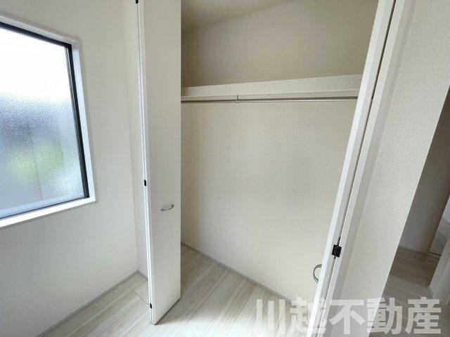 新河岸駅まで徒歩１５分　カースペース2台分の収納|ご希望の物件をお探しします