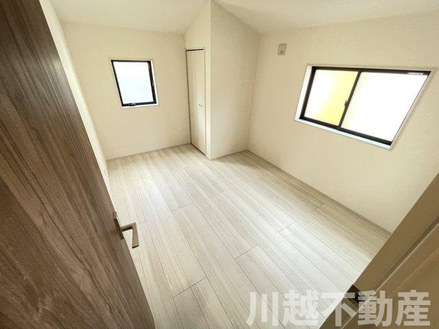 新河岸駅まで徒歩１５分　カースペース2台分の洋室|お金の事、教えます