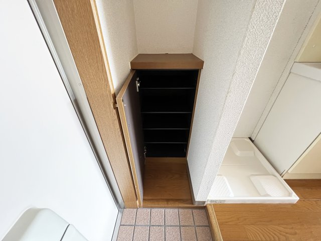 フィットハイム比島の玄関