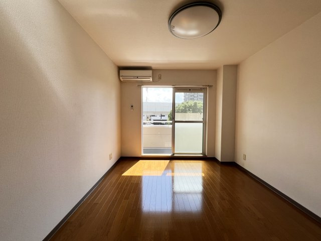 フィットハイム比島の内装