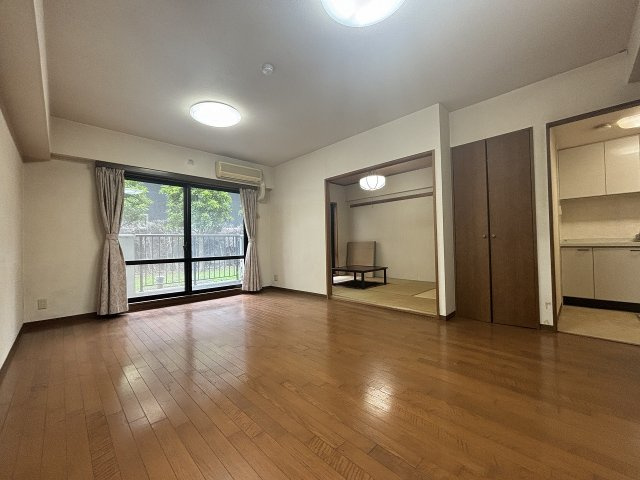 モアステージ新小岩の居間・リビング