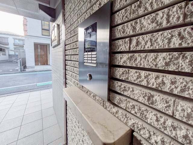 モアステージ新小岩のエントランス