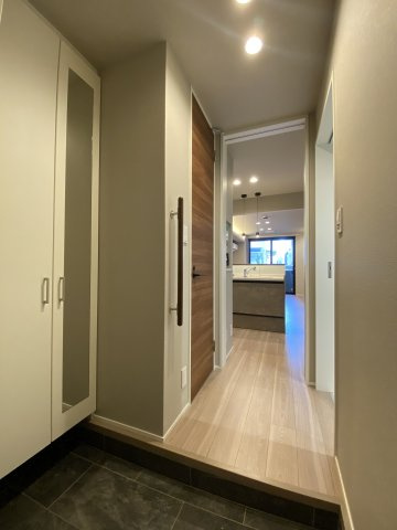 ウィズプラス等々力の玄関