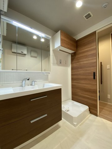 ウィズプラス等々力の洗面所