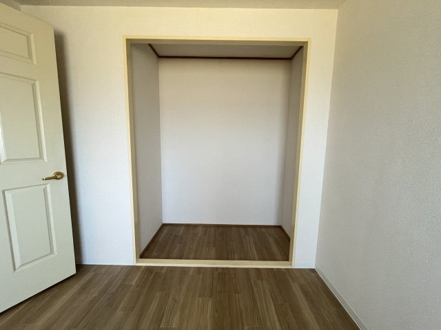 豊原マンションの収納