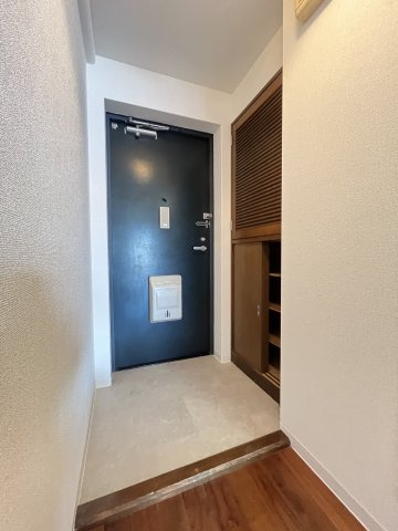 豊原マンションの玄関