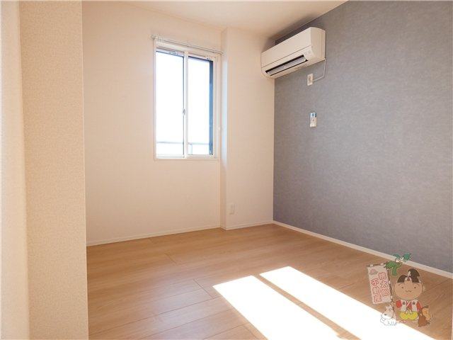 ルコンテの洋室