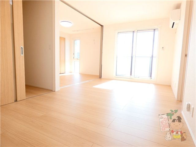 ルコンテの居間・リビング