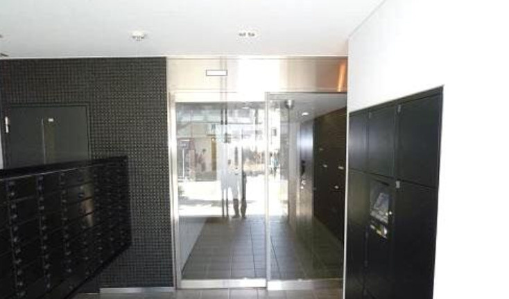 プライムアーバン南池袋のロビー