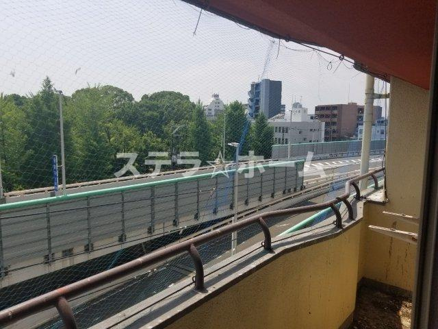 北野ルーエのバルコニー|広々としたバルコニーです