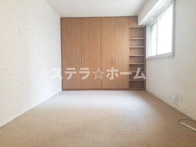 北野ルーエの洋室|落ち着いた色調の洋室です