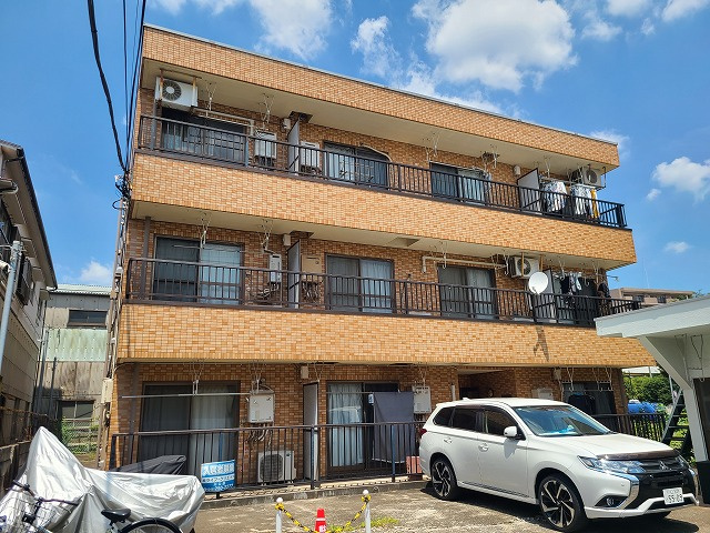 山一青木ステーツの外観|★鉄骨造３階建てマンション！外観です★