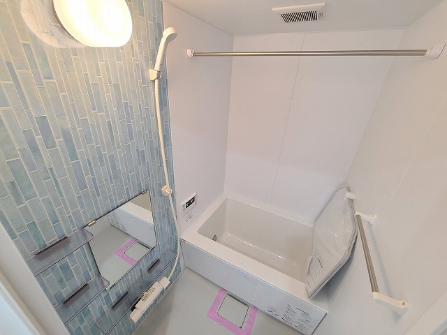 山一青木ステーツの浴室|★新品のバスルーム・オートバス仕様・追い焚き機能付き★