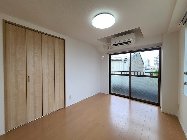 山一青木ステーツの洋室|★洋室6帖の画像です★