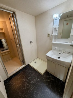 【洋室】 | シャルル岩出