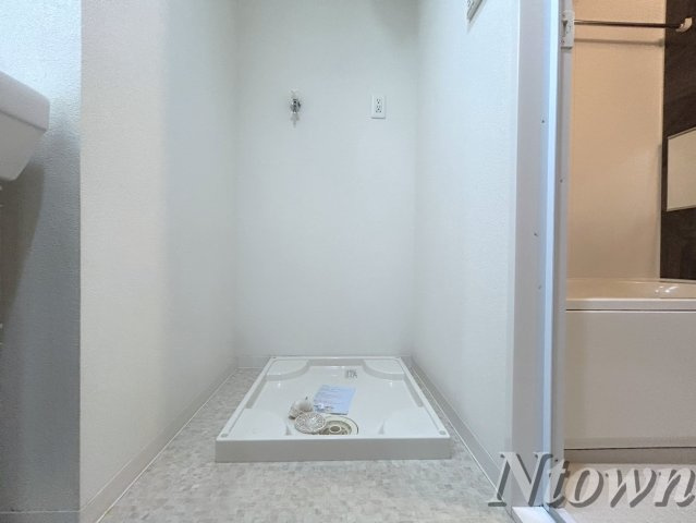【設備】 | クリスタル丸の内 | 洗濯機置き場です