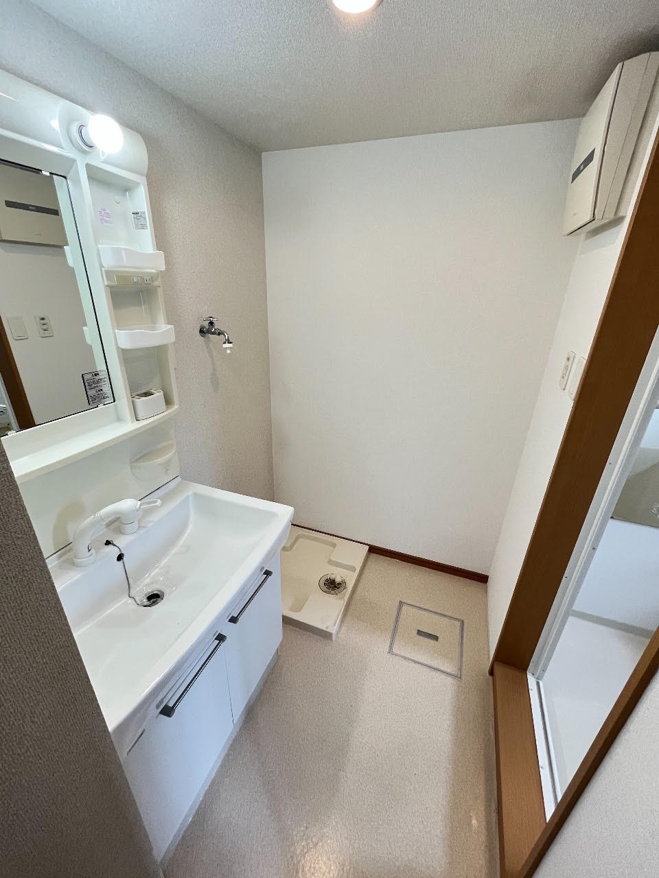 KASUGAエコパティオの洗面所