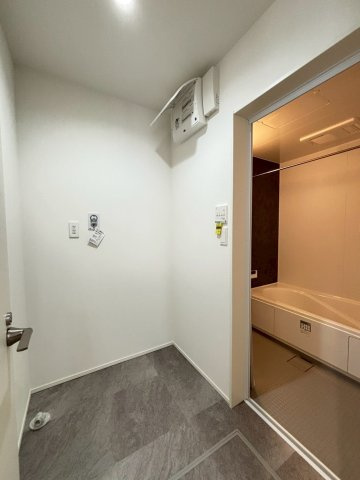 ＼新築モデルハウス／　好評販売中！　静岡市駿河区みずほ１期　全２邸の脱衣所