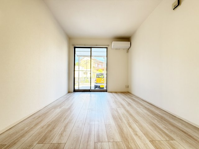 貸家（神田１５１０－１４－１）　Ａ棟の居間・リビング