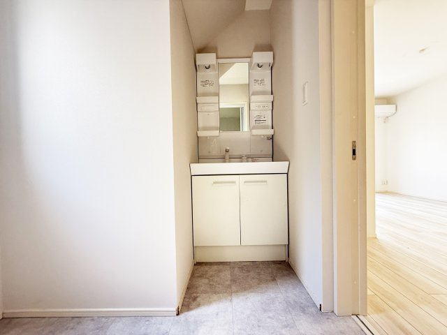 貸家（神田１５１０－１４－１）　Ａ棟の独立洗面台