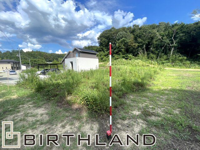 西田町芹沢字向山　住宅用地の外観