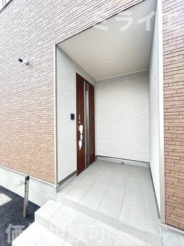 【新築戸建】札幌市南区真駒内柏丘2丁目3棟のエントランス