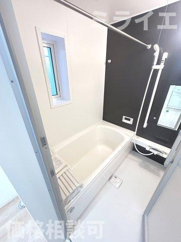 【新築戸建】札幌市南区真駒内柏丘2丁目3棟の浴室|追焚機能・浴室乾燥機能も完備しています。(同仕様物件)