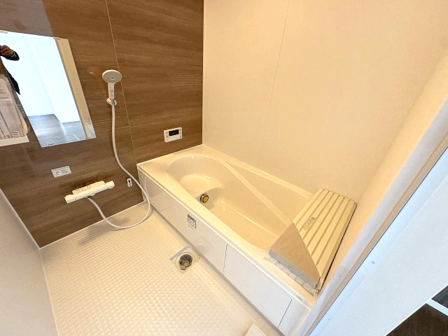 【浴室】 | 福岡市城南区梅林1丁目2期　1号棟（全2棟）【仲介手数料無料・0円】 | 現地写真。浴室です。