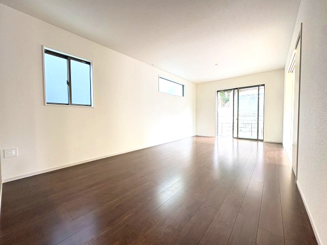 【居間・リビング】 | 福岡市城南区梅林1丁目2期　1号棟（全2棟）【仲介手数料無料・0円】 | 現地写真。