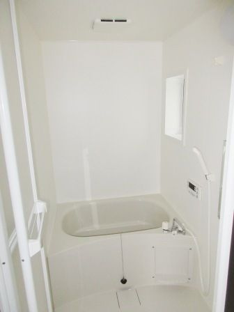 【浴室】 | ステラ香椎 | 別号室の写真になります。現況優先。