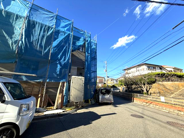 海見え！リビングから逗子海岸・富士山遠望の周辺|前面道路を含む周辺