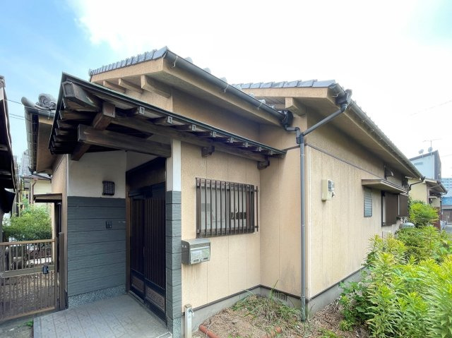 諏訪野町平屋戸建の画像