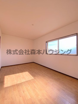 【洋室】 | 　土井ハウス　 | 明るい洋室です