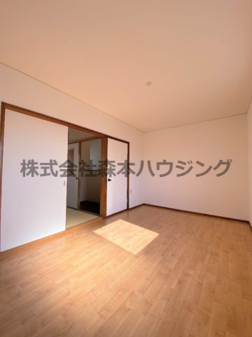 【洋室】 | 　土井ハウス　 | 個人の部屋や寝室として使える洋室です
