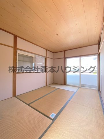 【和室】 | 　土井ハウス　 | 和室がひろがる居住スペース
2階