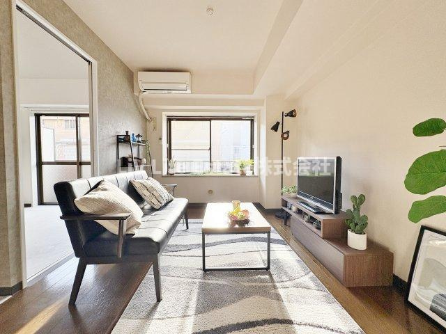 サニーハイツ村野の居間・リビング