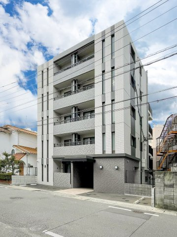 リアンレガーロ高宮ステーション