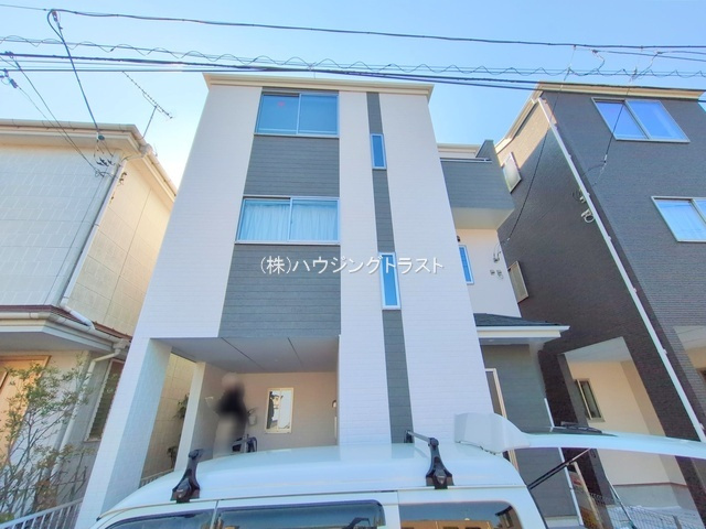 仲介手数料無料　所沢市弥生町　新築戸建　全２棟　B号棟の外観