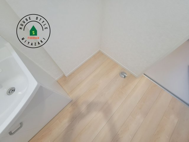 宮崎市島之内第11-3棟　(3号棟)のランドリースペース|ランドリースペースとなります。広々して有効的にご使用できます。 