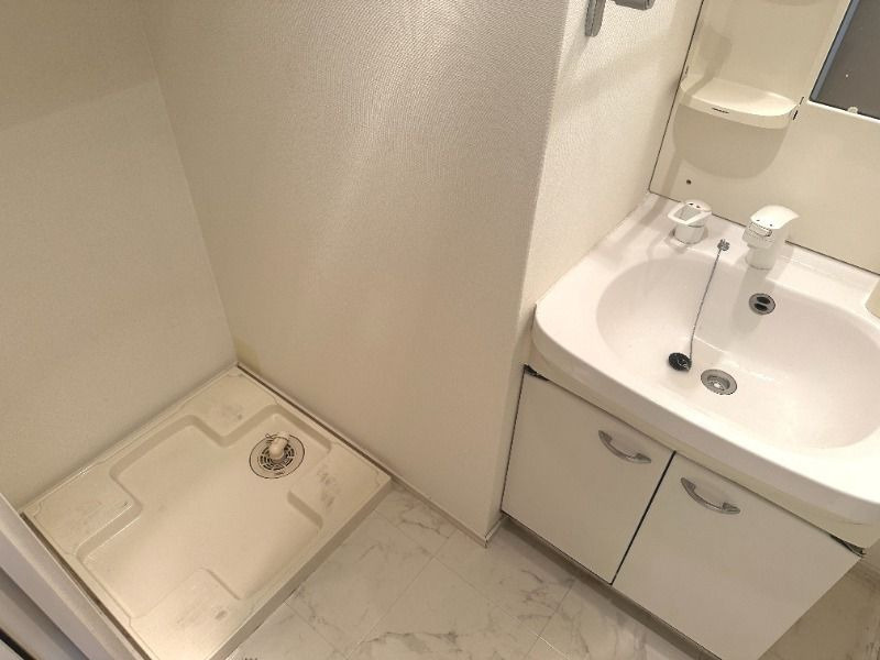 リフェスタ渡辺通の洗面所