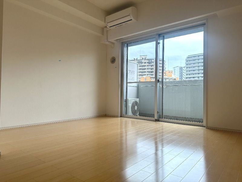 リフェスタ渡辺通の居間・リビング