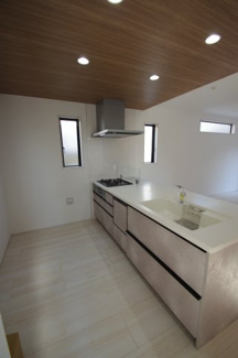 【キッチン】 | 【仲介手数料無料！！】日野市日野本町4丁目　新築戸建て（全5棟）4号棟　4580万円