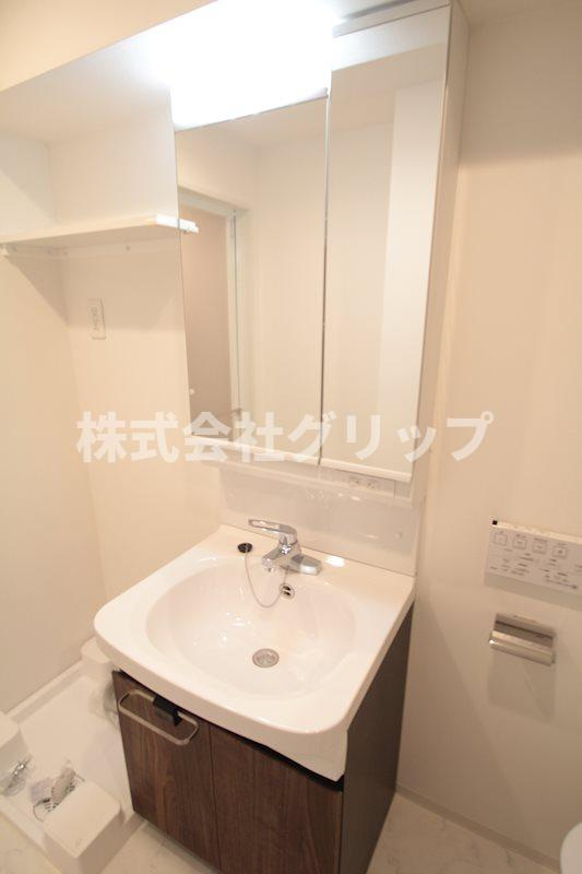 LEXE横濱阪東橋Ⅱの独立洗面台